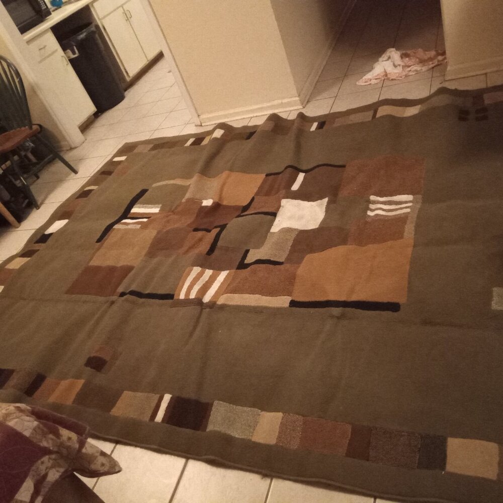Area rug